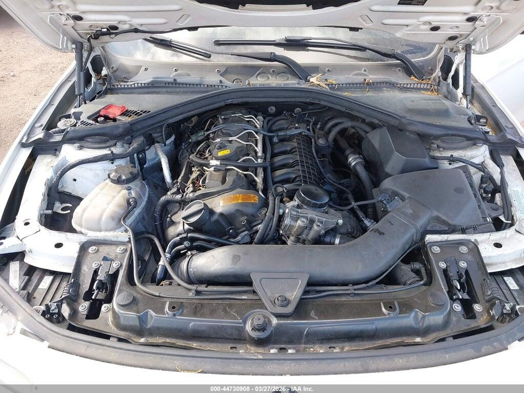 WBA3A9C51EF479648 2014 BMW 335I photo no. 10