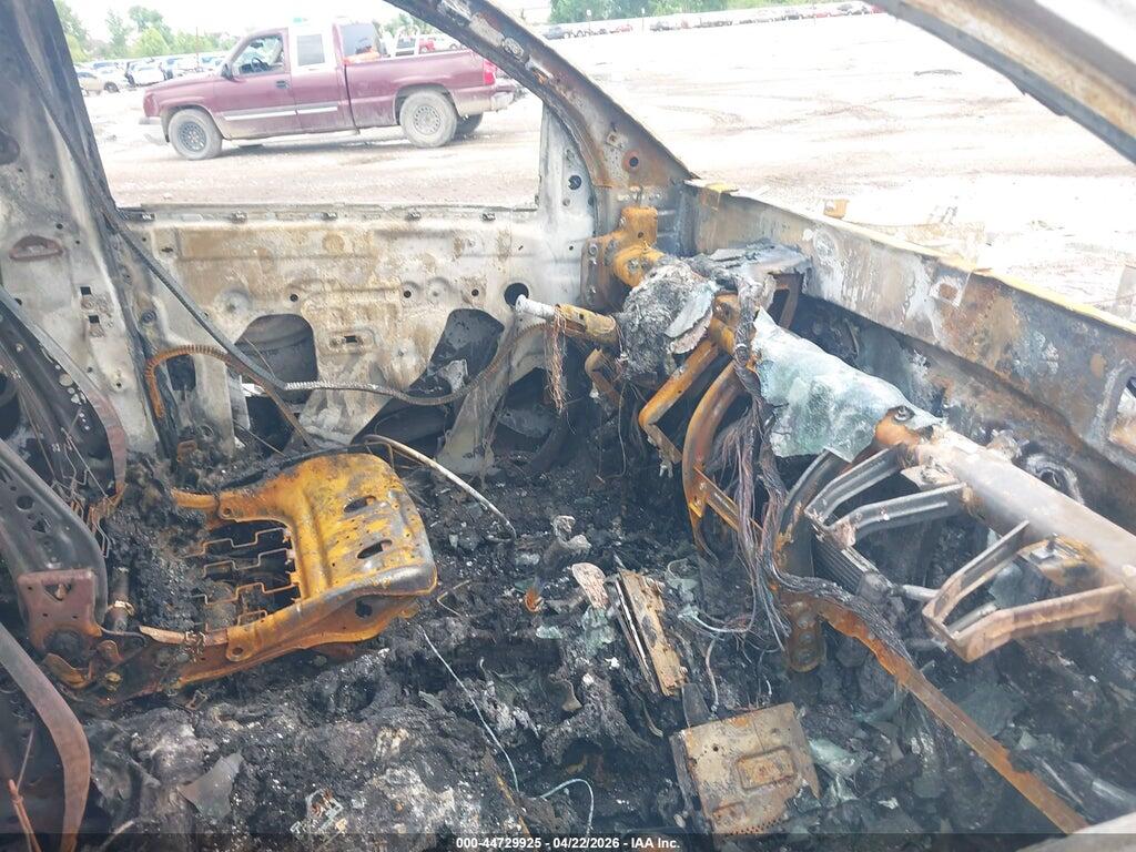 1GCHSBEA1M1192023 2021 CHEVROLET COLORADO photo no. 5