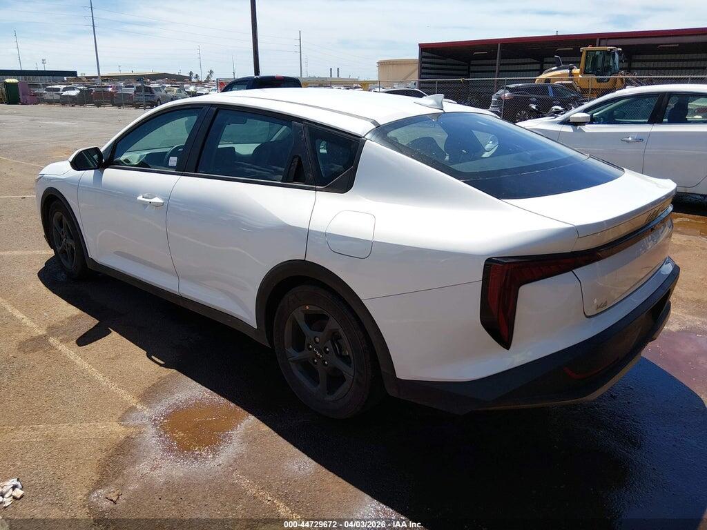3KPFT4DE8SE084092 2025 KIA K4 photo no. 3
