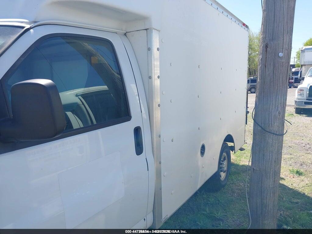 1GBHG31U951151846 2005 CHEVROLET EXPRESS CUTAWAY photo no. 2