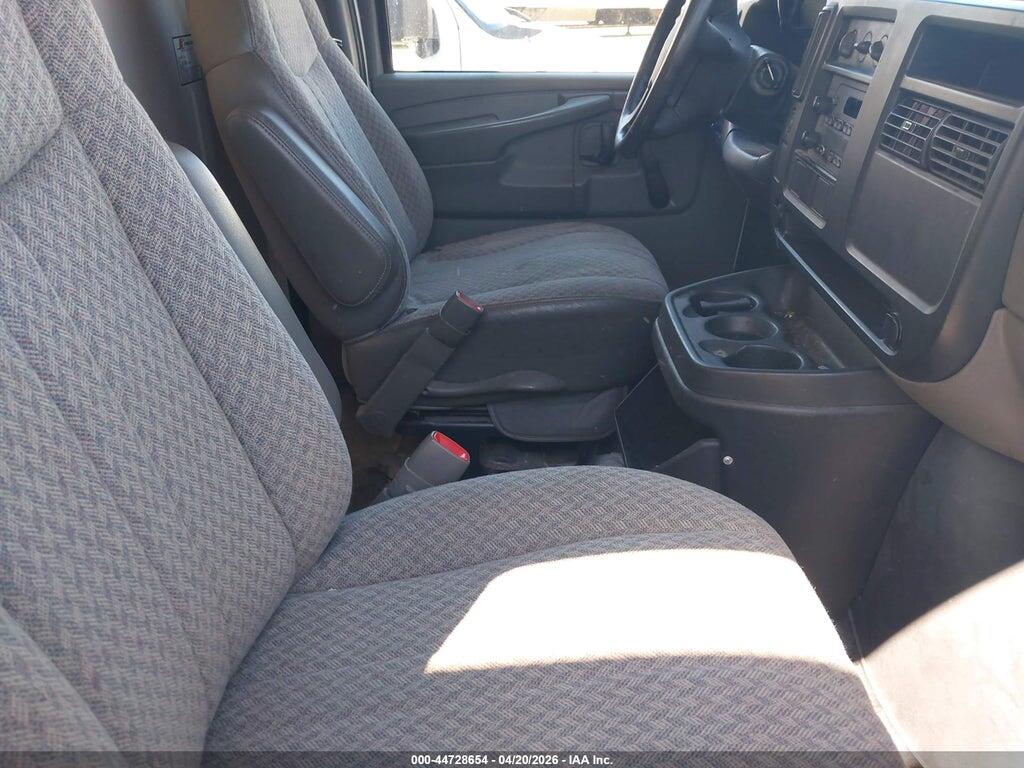 1GBHG31U951151846 2005 CHEVROLET EXPRESS CUTAWAY photo no. 5