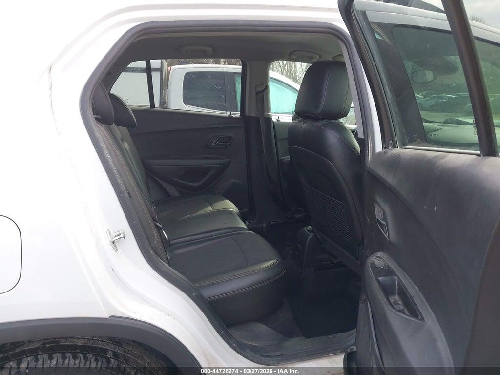 KL7CJPSB8JB601208 2018 CHEVROLET TRAX photo no. 8