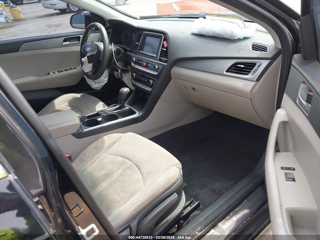 5NPE24AF7KH748759 2019 HYUNDAI SONATA photo no. 5