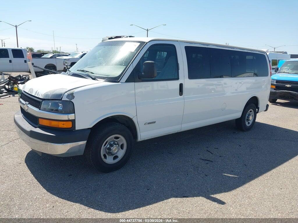 1GAGG29U931224774 2003 CHEVROLET EXPRESS photo no. 2