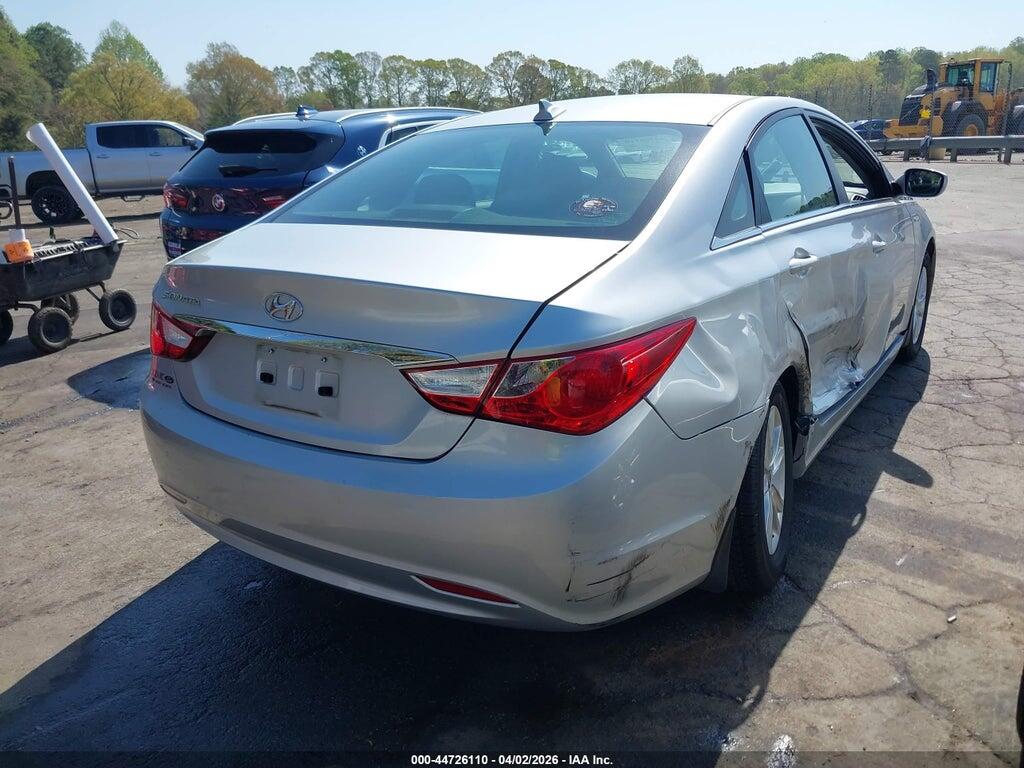 5NPEB4AC1DH803943 2013 HYUNDAI SONATA photo no. 4