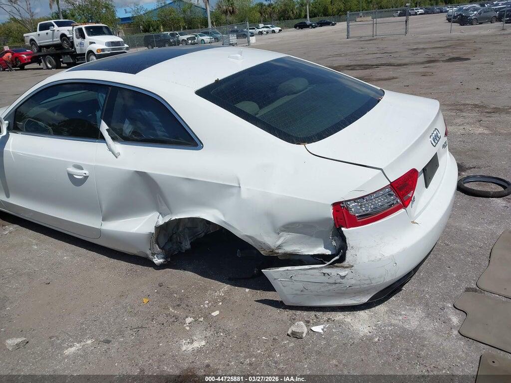 WAULFAFR7AA073561 2010 AUDI A5 photo no. 6