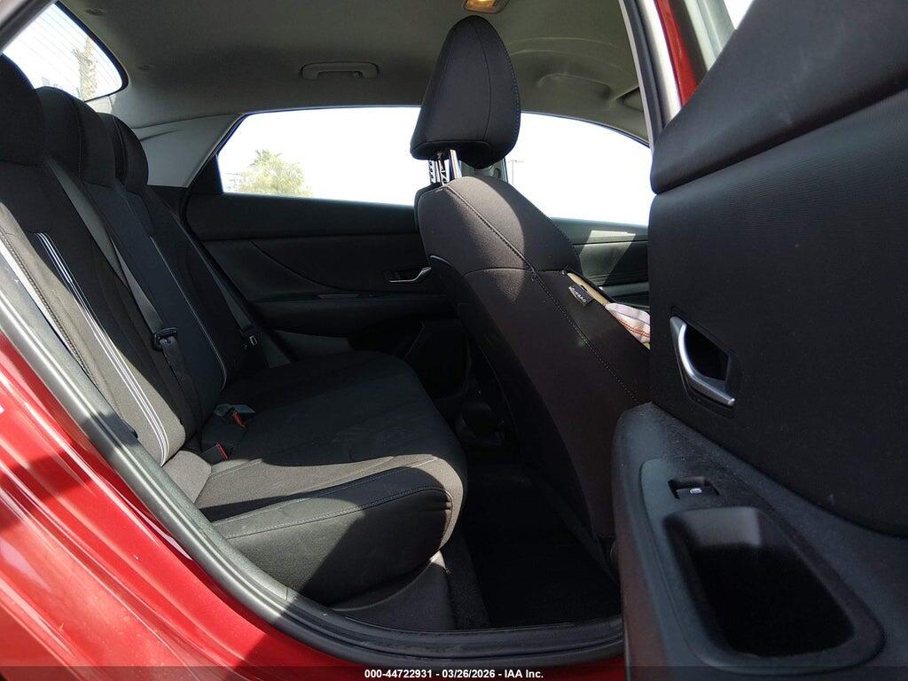 KMHLM4AG6PU438587 2023 HYUNDAI ELANTRA photo no. 8