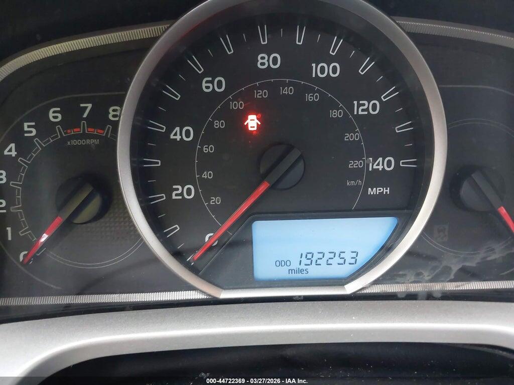 JTMWFREVXFD052223 2015 TOYOTA RAV4 photo no. 7