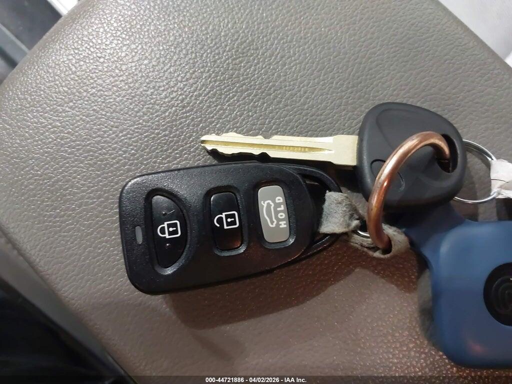 5NPD84LF3HH103526 2017 HYUNDAI ELANTRA photo no. 11