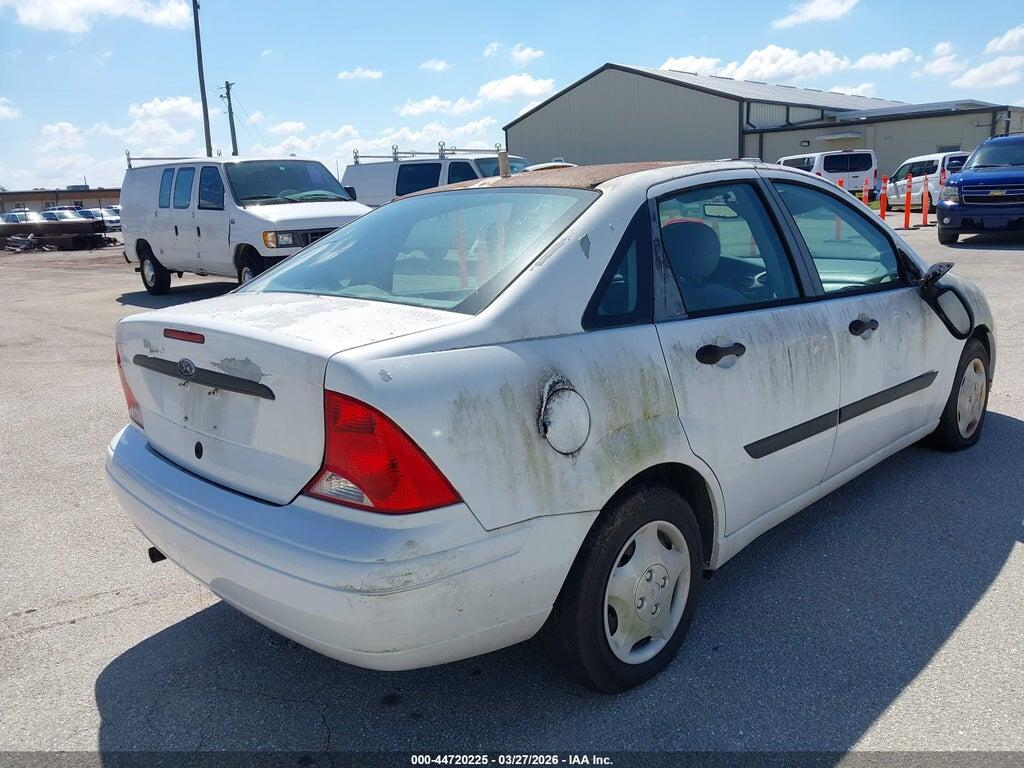 1FAFP33P01W123978 2001 FORD FOCUS photo no. 4