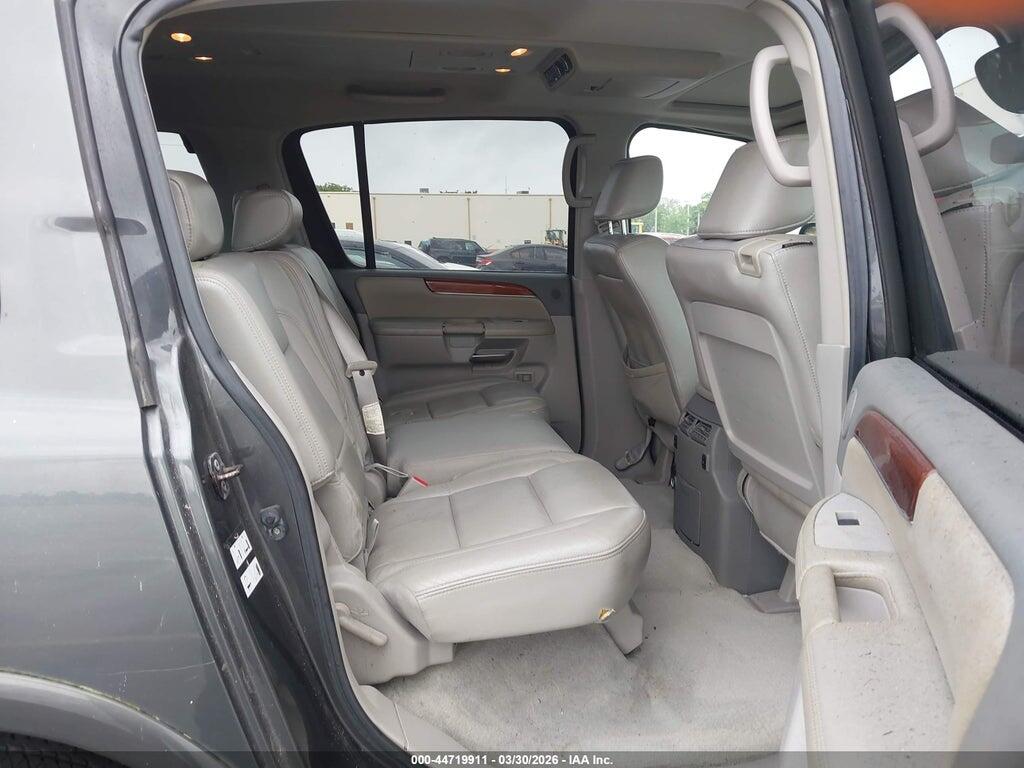 5N3ZA0ND9AN900001 2010 INFINITI QX56 photo no. 8