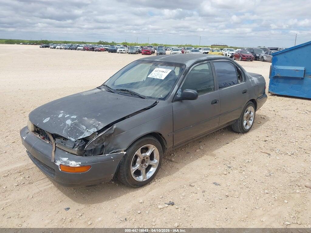 1NXBA02E1VZ505586 1997 TOYOTA COROLLA photo no. 2
