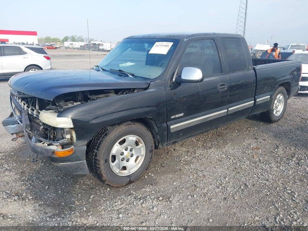 2GCEC19V4Y1186241 2000 CHEVROLET SILVERADO 1500 photo no. 2