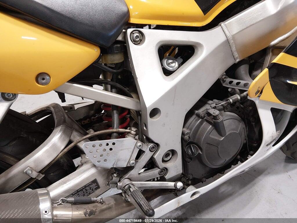 JH2SC281XPM100349 1993 HONDA CBR900 photo no. 8