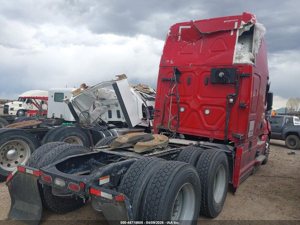 3AKJHHDR6NSNA5589 2022 FREIGHTLINER NEW CASCADIA 126 photo no. 4
