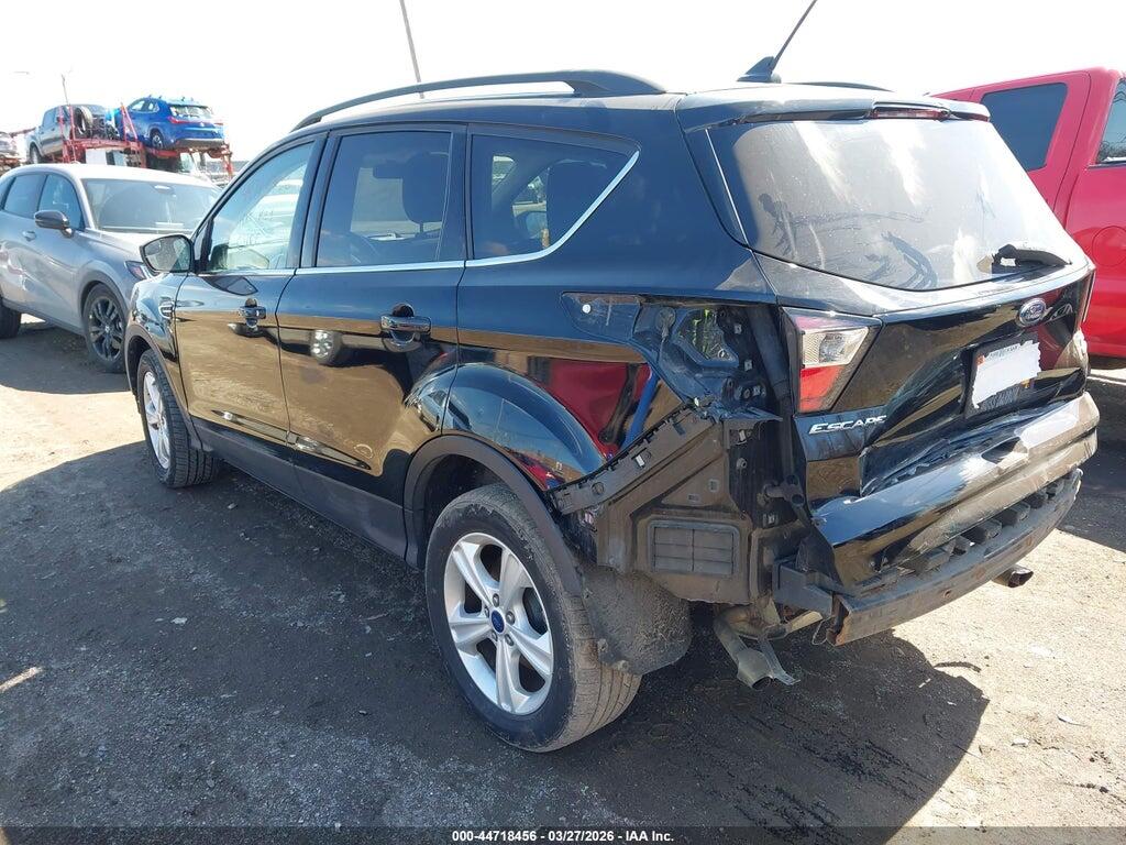 1FMCU9HD1JUA38274 2018 FORD ESCAPE photo no. 3
