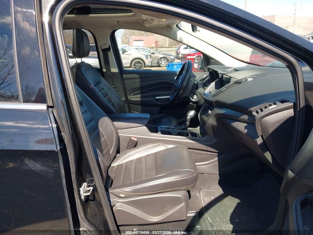 1FMCU9HD1JUA38274 2018 FORD ESCAPE photo no. 5