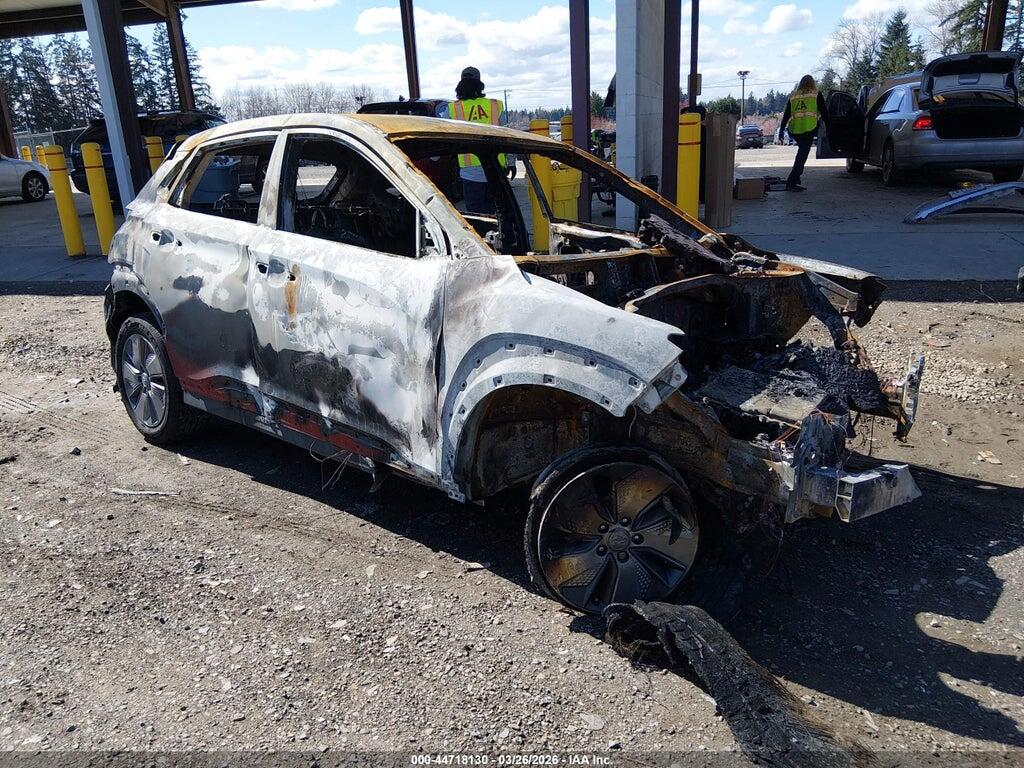 KM8K23AG0MU134792 2021 HYUNDAI KONA ELECTRIC photo no. 3
