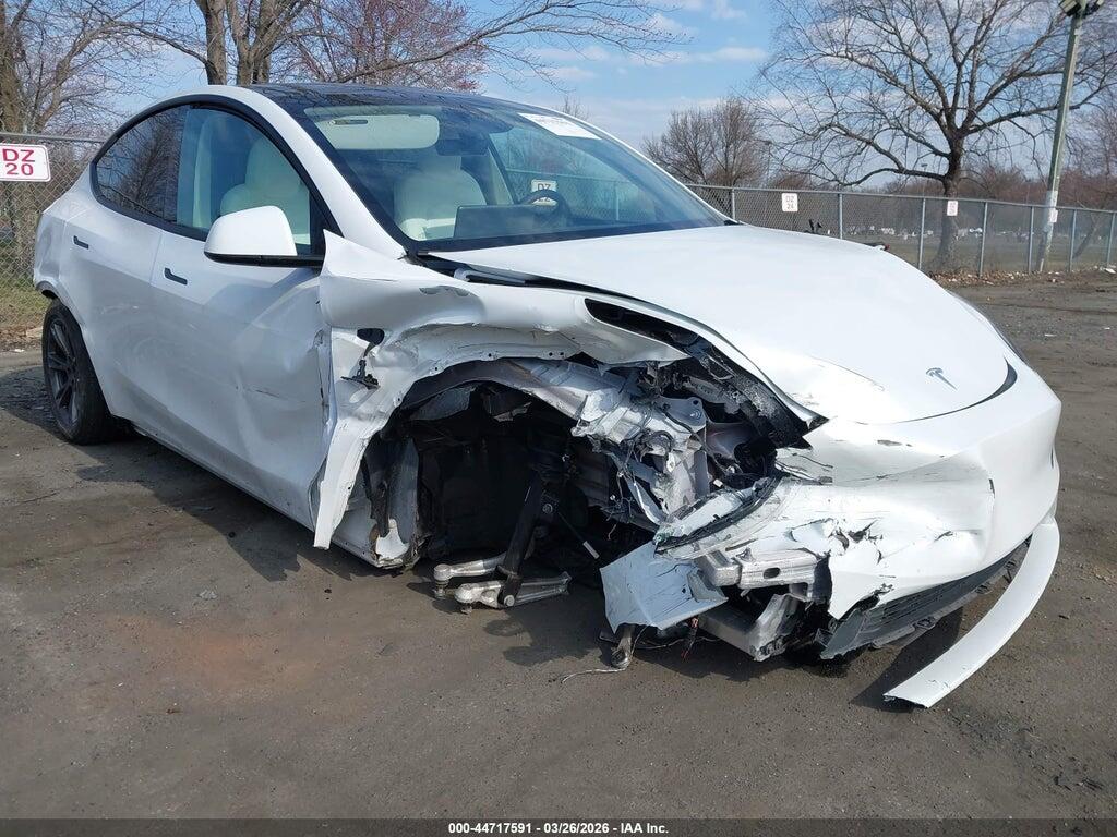7SAYGDED3RF158528 2024 TESLA MODEL Y photo no. 1