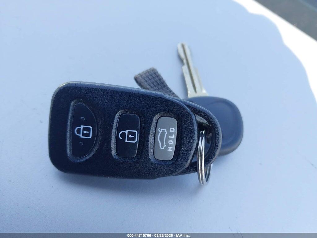 KMHDH4AE1DU885766 2013 HYUNDAI ELANTRA photo no. 11