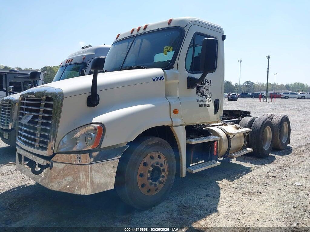 3AKJGEDV7FSGA4764 2015 FREIGHTLINER CASCADIA 125 *ORS* photo no. 2