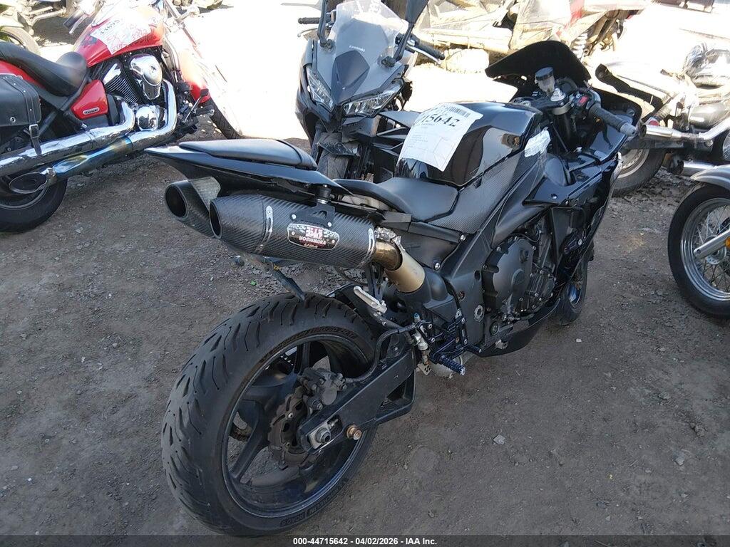 JYARN23E0BA011102 2011 YAMAHA YZFR1 photo no. 4