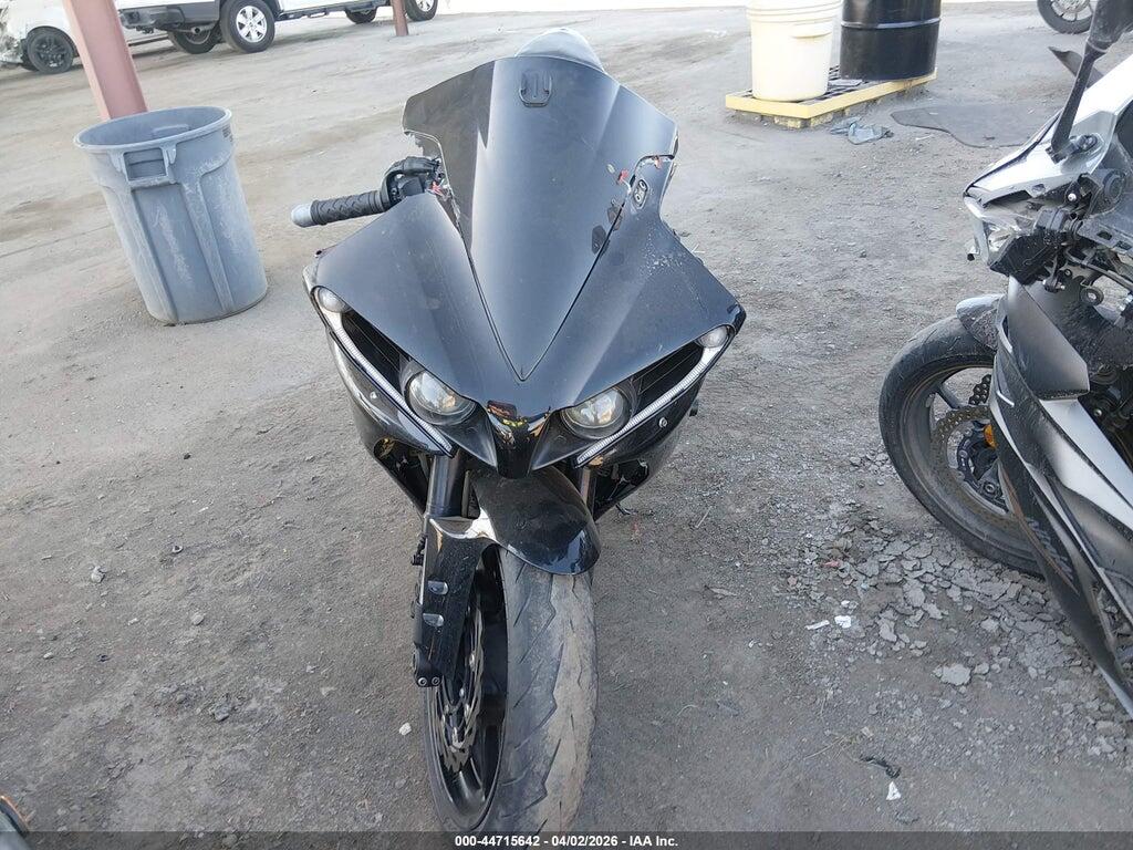 JYARN23E0BA011102 2011 YAMAHA YZFR1 photo no. 5