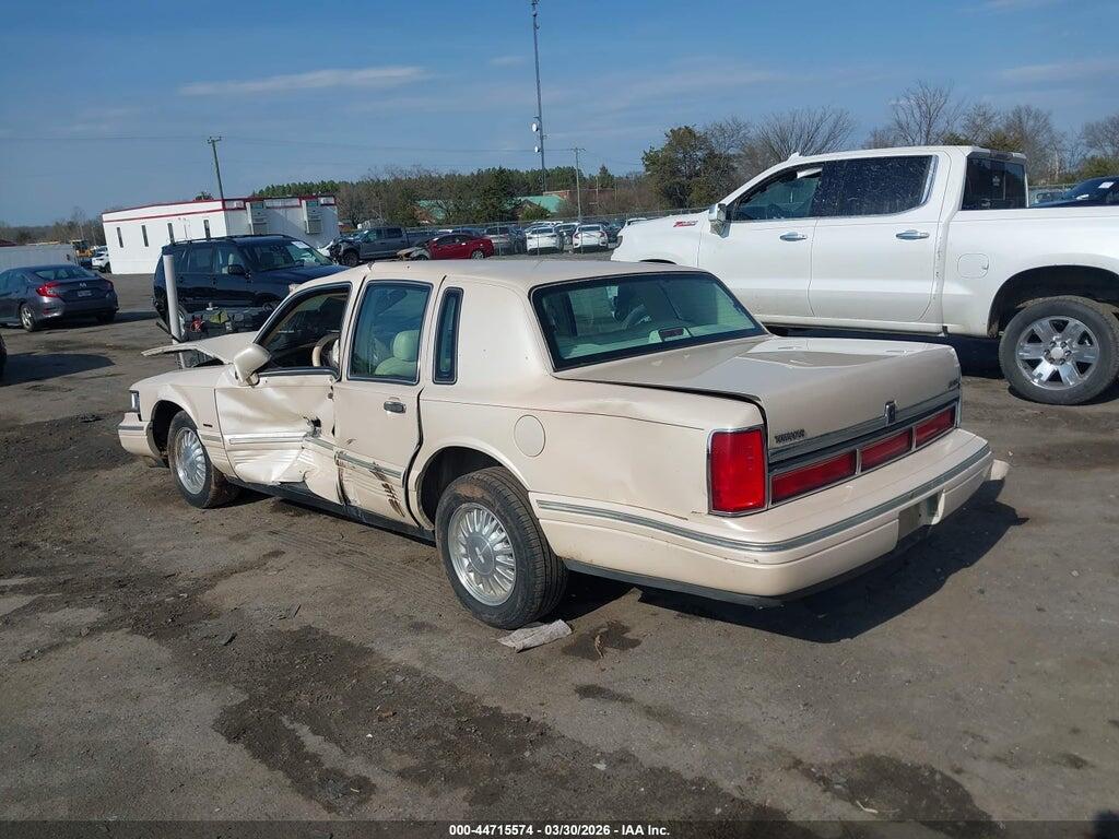 1LNLM83W2VY748608 1997 LINCOLN TOWN CAR photo no. 3