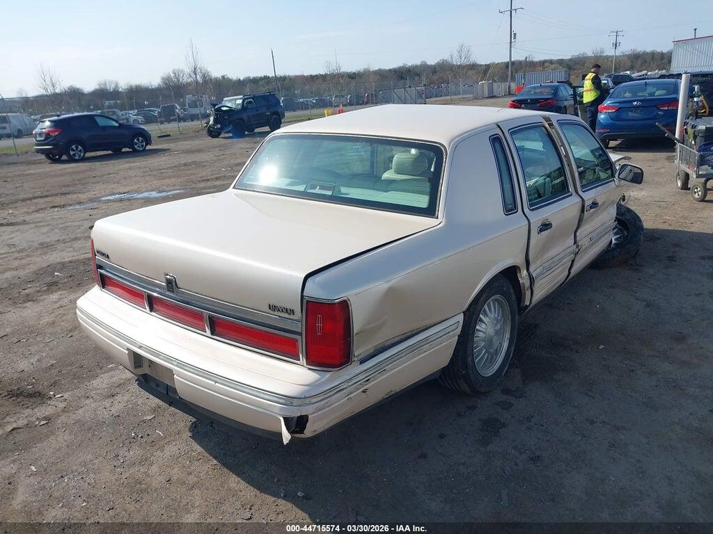 1LNLM83W2VY748608 1997 LINCOLN TOWN CAR photo no. 4