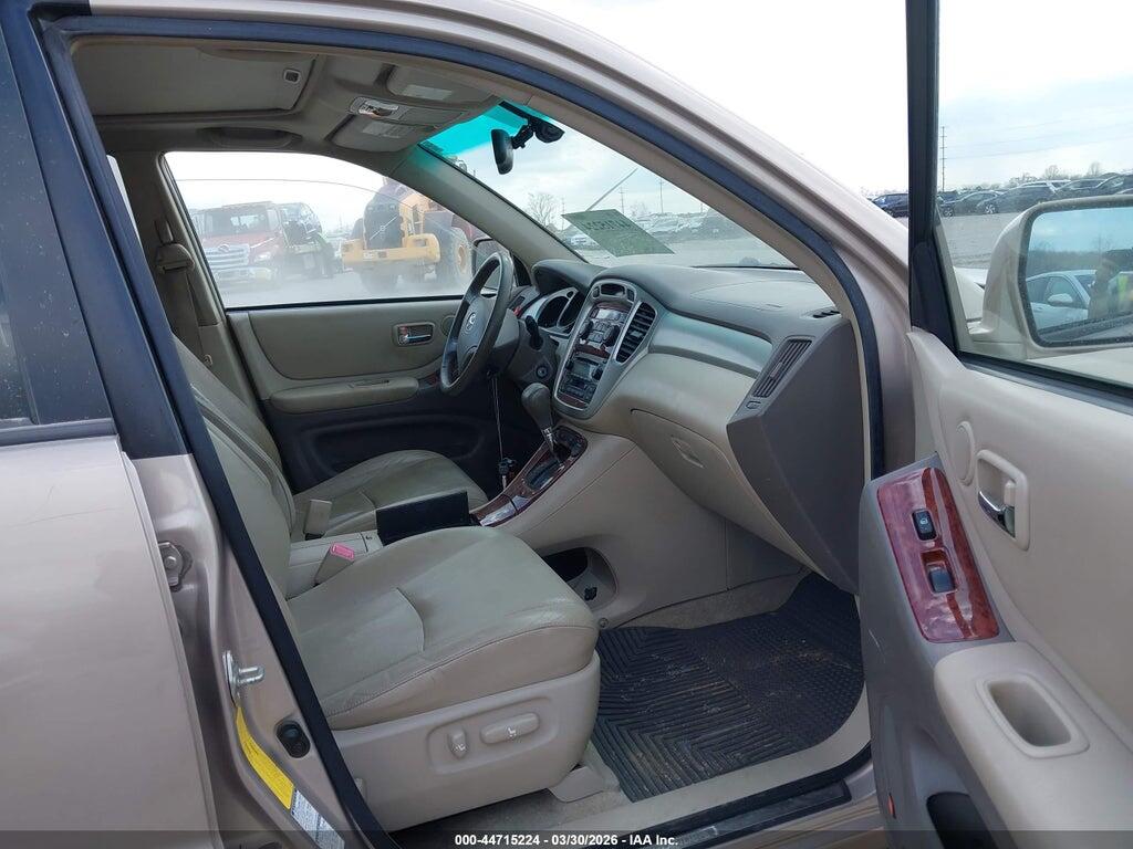 JTEEP21A340038313 2004 TOYOTA HIGHLANDER photo no. 5