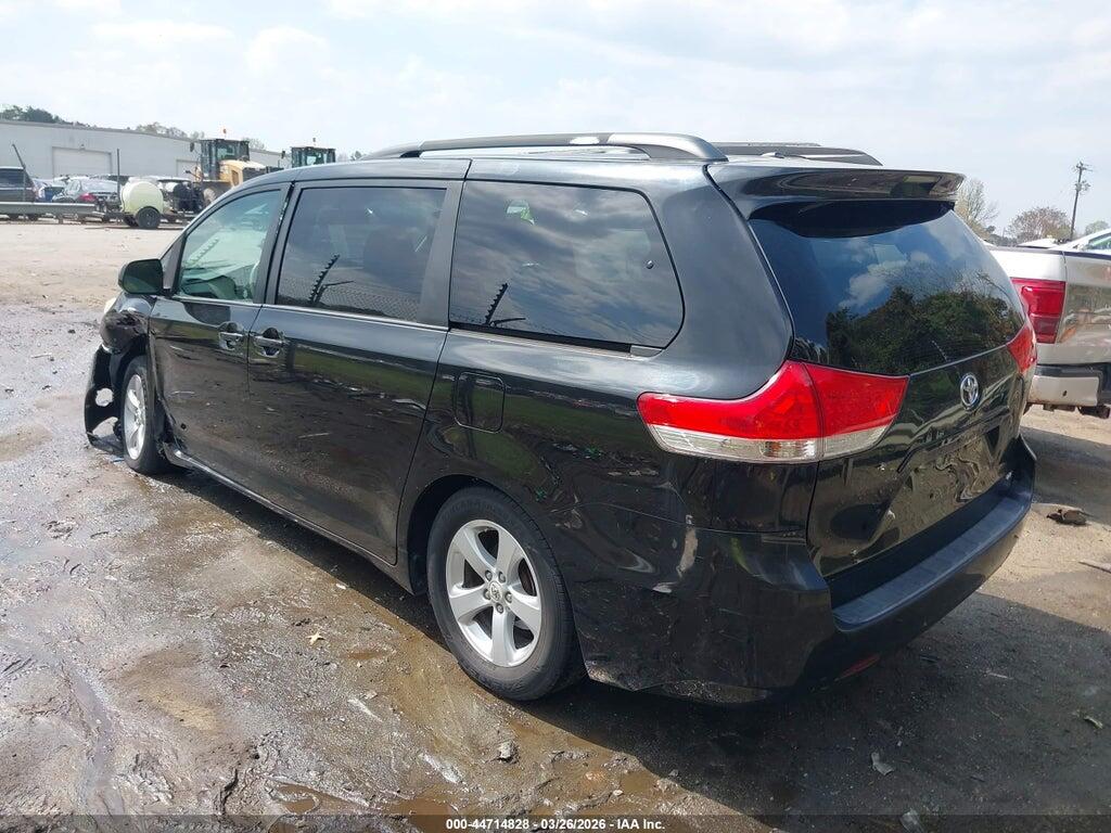 5TDKK3DC9DS287186 2013 TOYOTA SIENNA photo no. 3