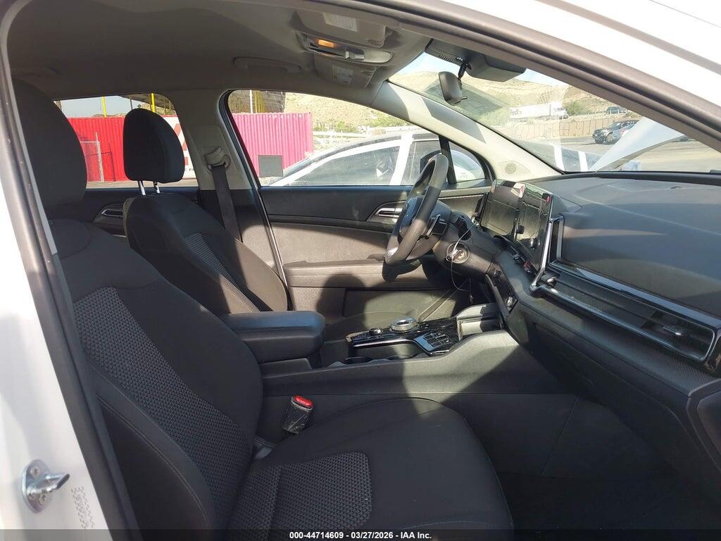 KNDPUCAG3P7111546 2023 KIA SPORTAGE HYBRID photo no. 5