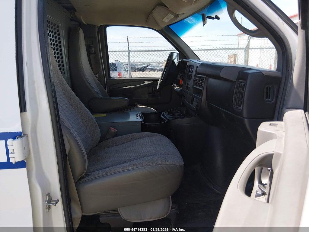 1GTW7FCA8E1915600 2014 GMC SAVANA 2500 photo no. 5