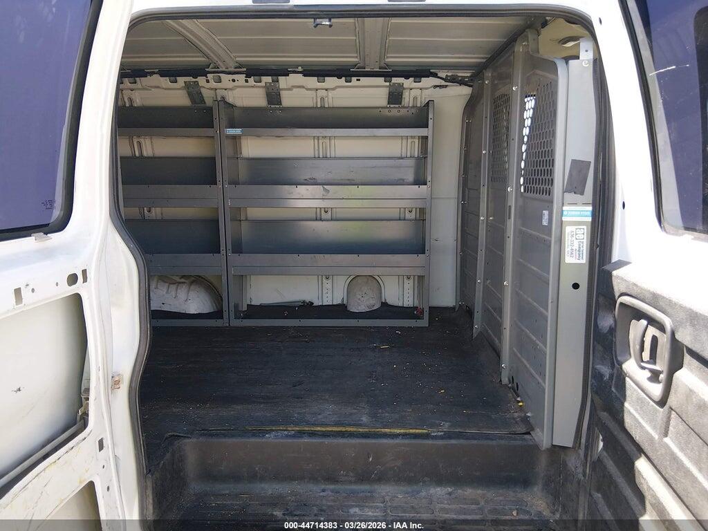 1GTW7FCA8E1915600 2014 GMC SAVANA 2500 photo no. 8