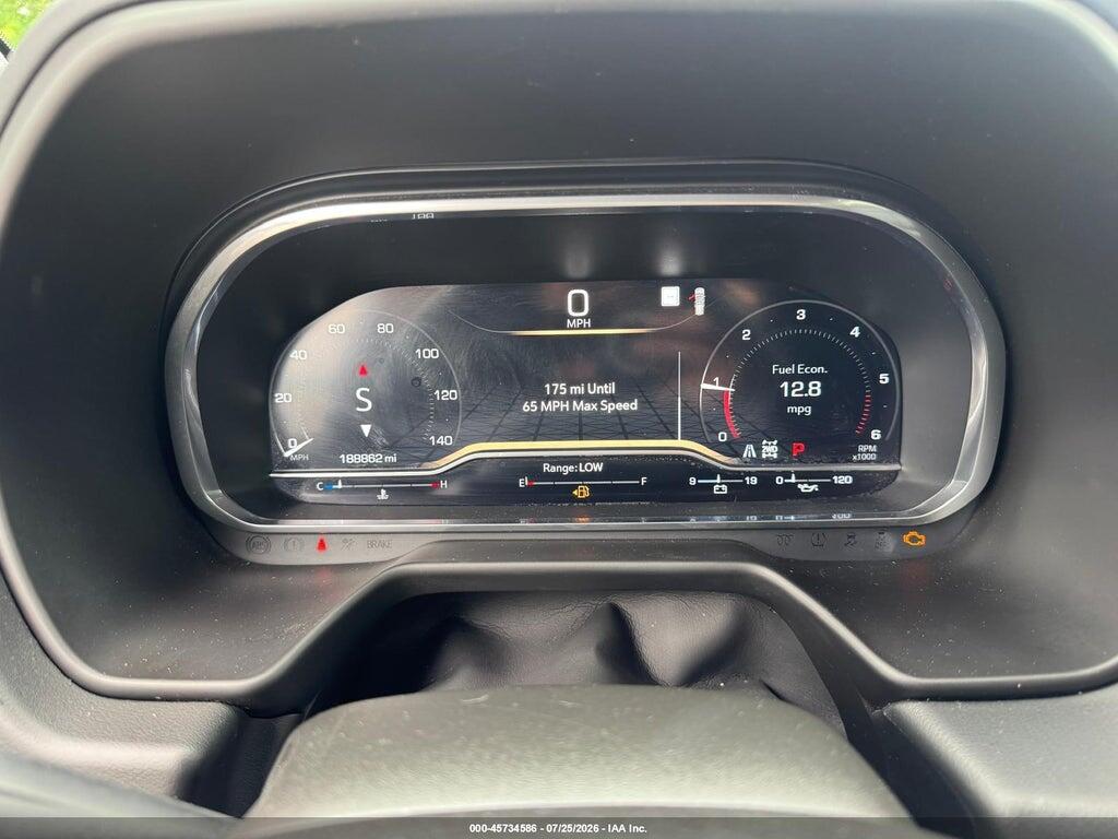 2022 GMC YUKON SLT — Фото 7 из 10