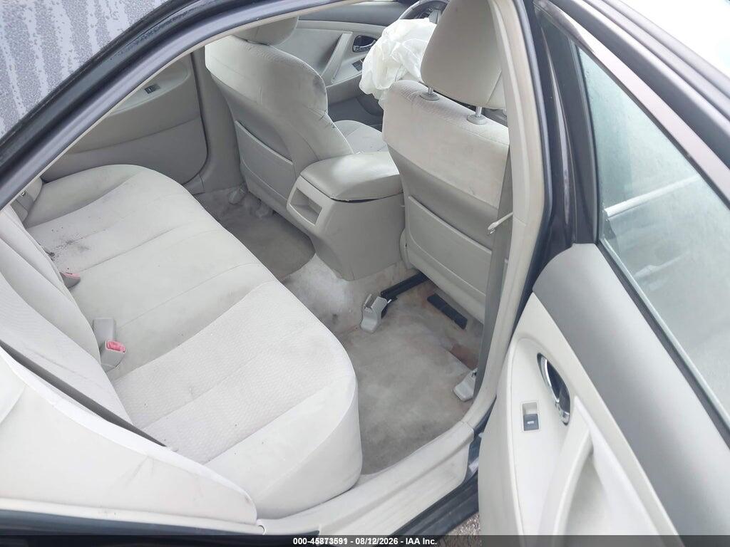 4T1BF3EK5BU227369 2011 TOYOTA CAMRY photo no. 8