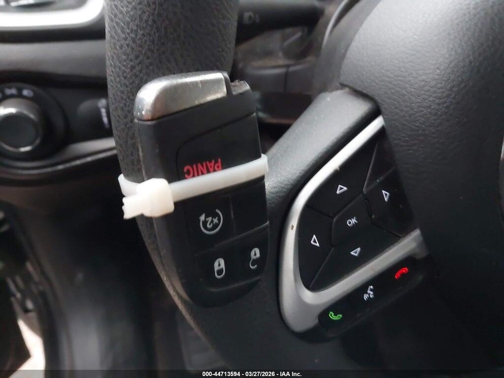 ZACCJBAB2JPJ17268 2018 JEEP RENEGADE photo no. 11