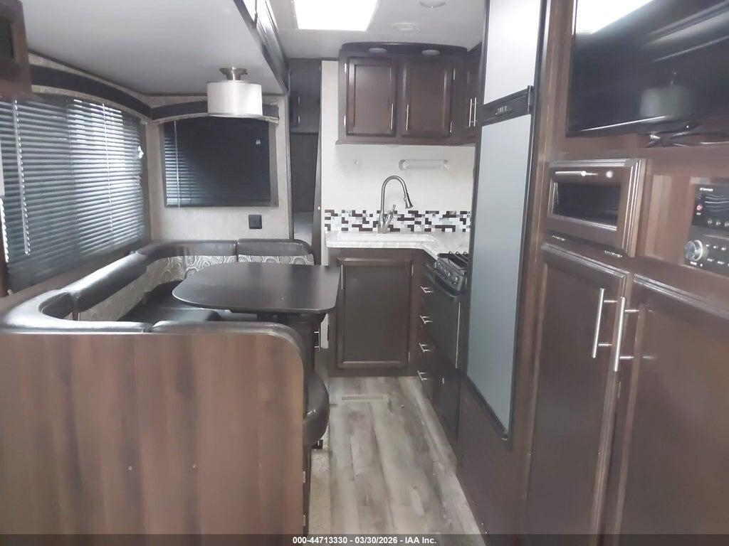 1UJBJ0BR1K1TD0109 2019 JAYCO TRAVEL TRAILER photo no. 5