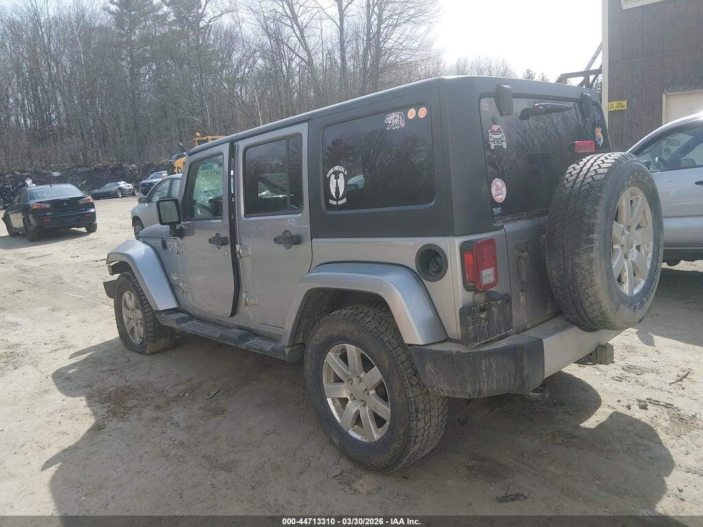 1C4BJWEG5DL585435 2013 JEEP WRANGLER UNLIMITED photo no. 3