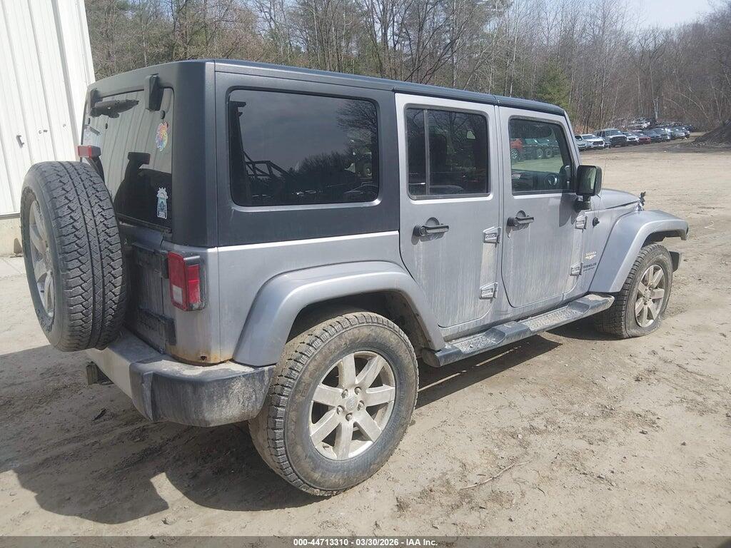 1C4BJWEG5DL585435 2013 JEEP WRANGLER UNLIMITED photo no. 4