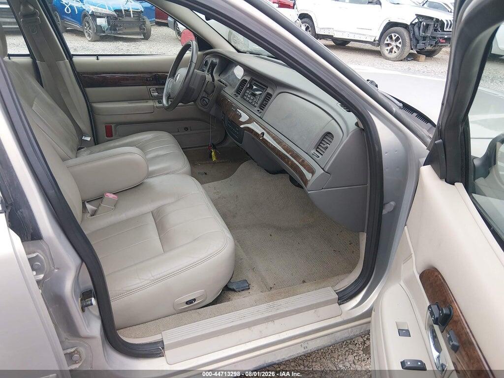 2MEBM7FV1AX633438 2010 MERCURY GRAND MARQUIS photo no. 5