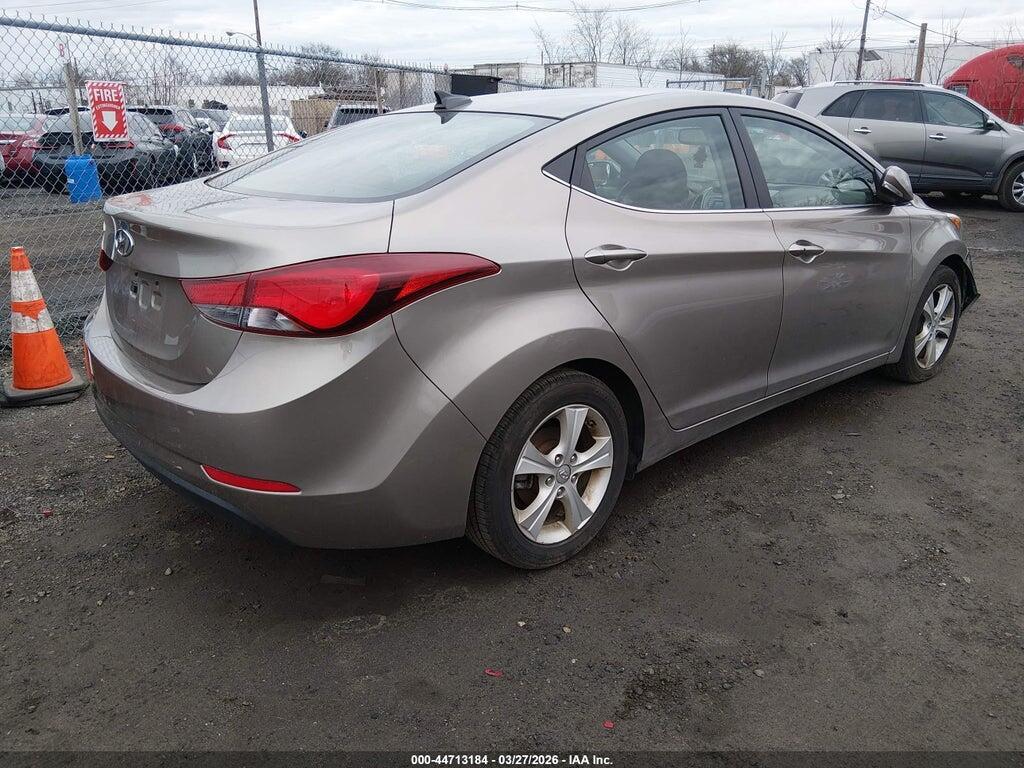 5NPDH4AE3GH770251 2016 HYUNDAI ELANTRA photo no. 4