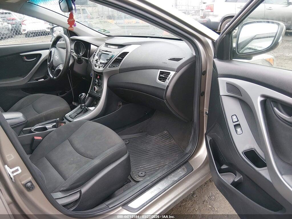 5NPDH4AE3GH770251 2016 HYUNDAI ELANTRA photo no. 5