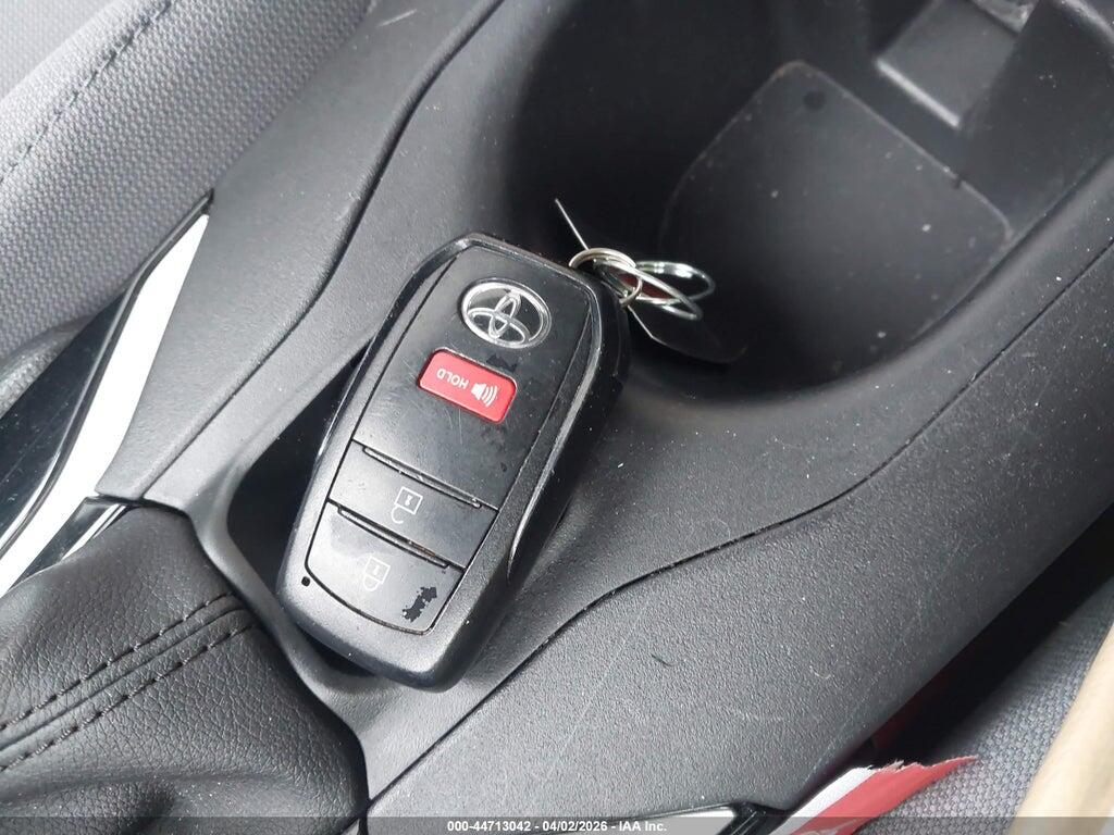 7MUFBABG3PV015190 2023 TOYOTA COROLLA CROSS HYBRID photo no. 11