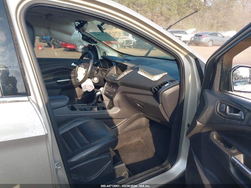 1FMCU9HD8JUA63107 2018 FORD ESCAPE photo no. 5