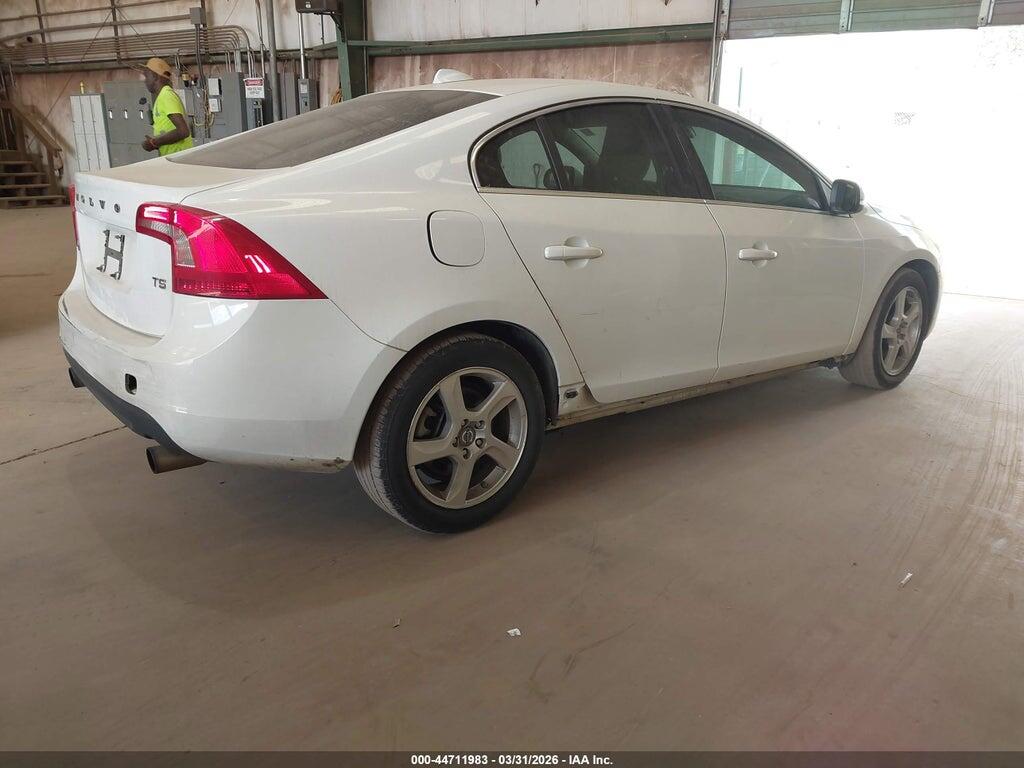 YV1622FS3C2039774 2012 VOLVO S60 photo no. 4