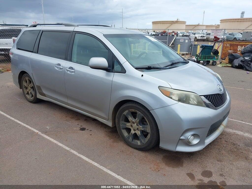 5TDXK3DC4BS105400 2011 TOYOTA SIENNA photo no. 1