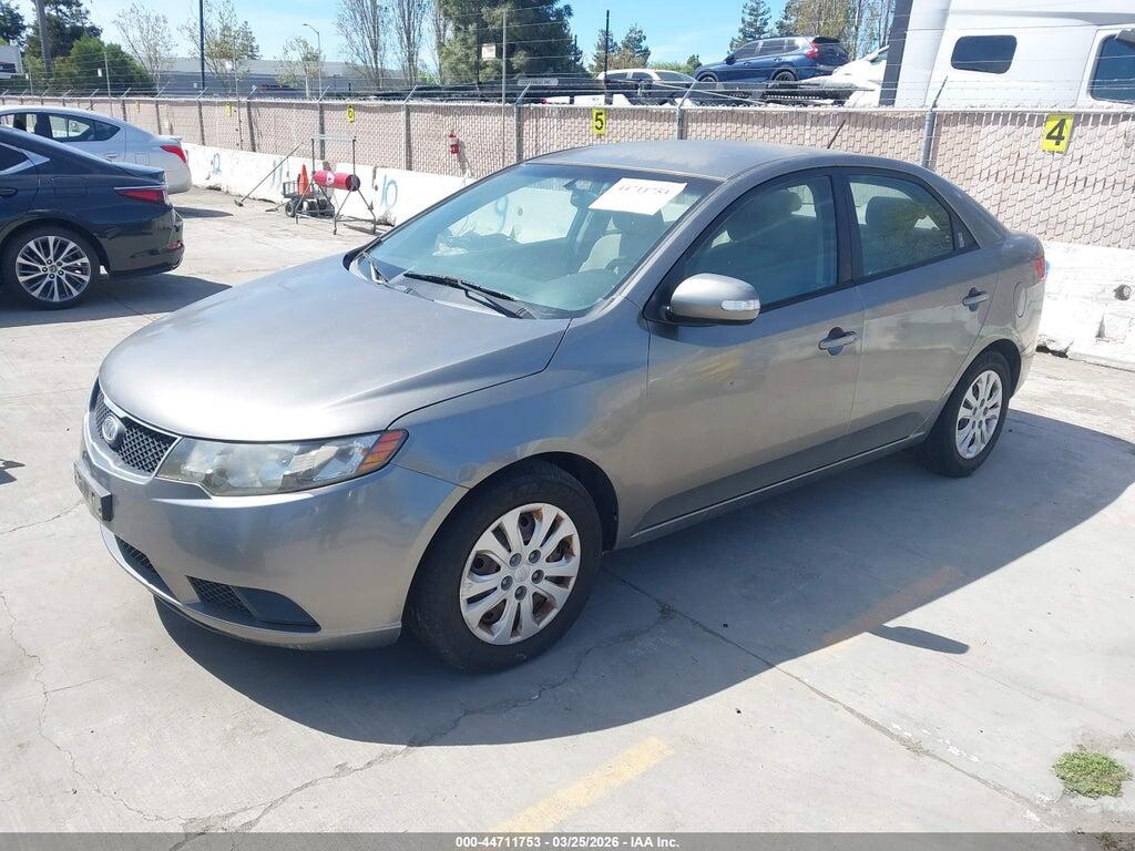 KNAFU4A24A5238974 2010 KIA FORTE photo no. 2