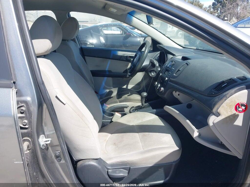 KNAFU4A24A5238974 2010 KIA FORTE photo no. 5