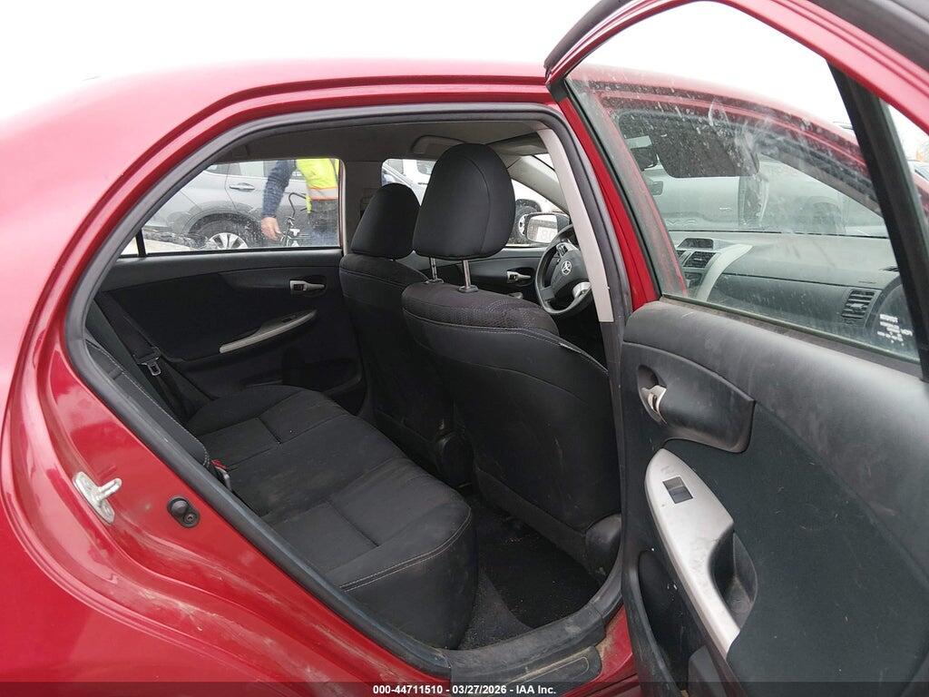 2T1BU4EE1DC104100 2013 TOYOTA COROLLA photo no. 8